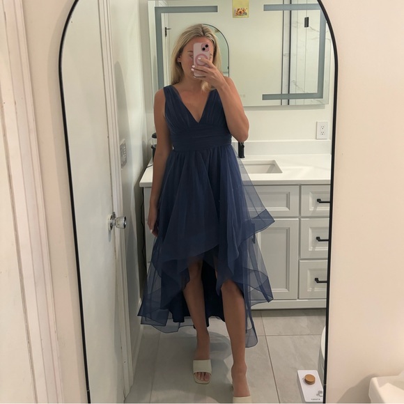 Chi Chi London Pleated Dress NWT - Picture 2 of 5